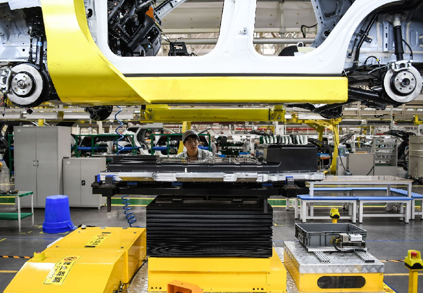Fuqiang (FQ) përqafon revolucionin e ri të automjeteve energjetike të Evropës, duke kontribuar në uljen e emetimeve të karbonit dhe rritjen ekonomike