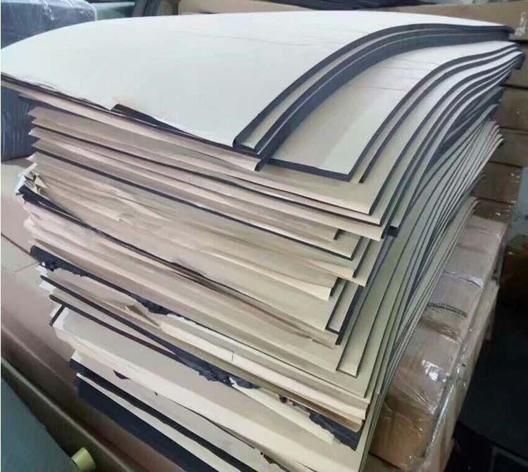 EPDM 접착성 폐쇄 셀 스폰지 난연성 CR 폼