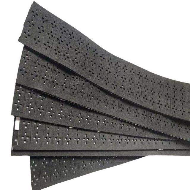 ईपीडीएम चिपकने वाला बंद सेल स्पंज ज्वाला मंदक सीआर फोम