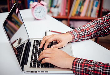 Skr&aelig;ddersyede l&oslash;sninger, bygget til dig