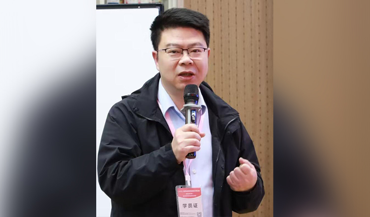 Can Xin Zhang (Tianjin/Chongqing/Wuhan Fabrikaları Genel M&uuml;d&uuml;r&uuml;)