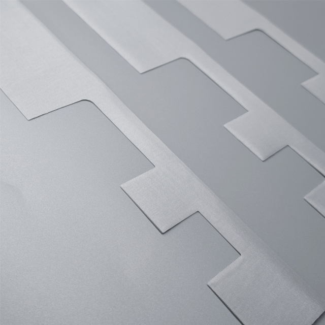 Miglioramento della sicurezza della batteria dei veicoli elettrici con nastro isolante ceramico ad alte prestazioni
