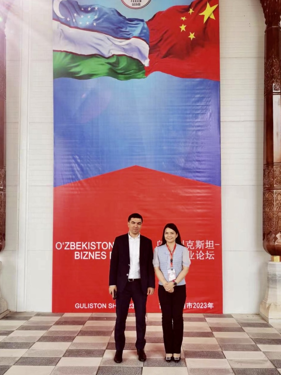 FQ Automotive Rubber and Foam Parts wat uitgenooi word na die Oesbekistan-China Business Forum as Chinese Business-aanbieder