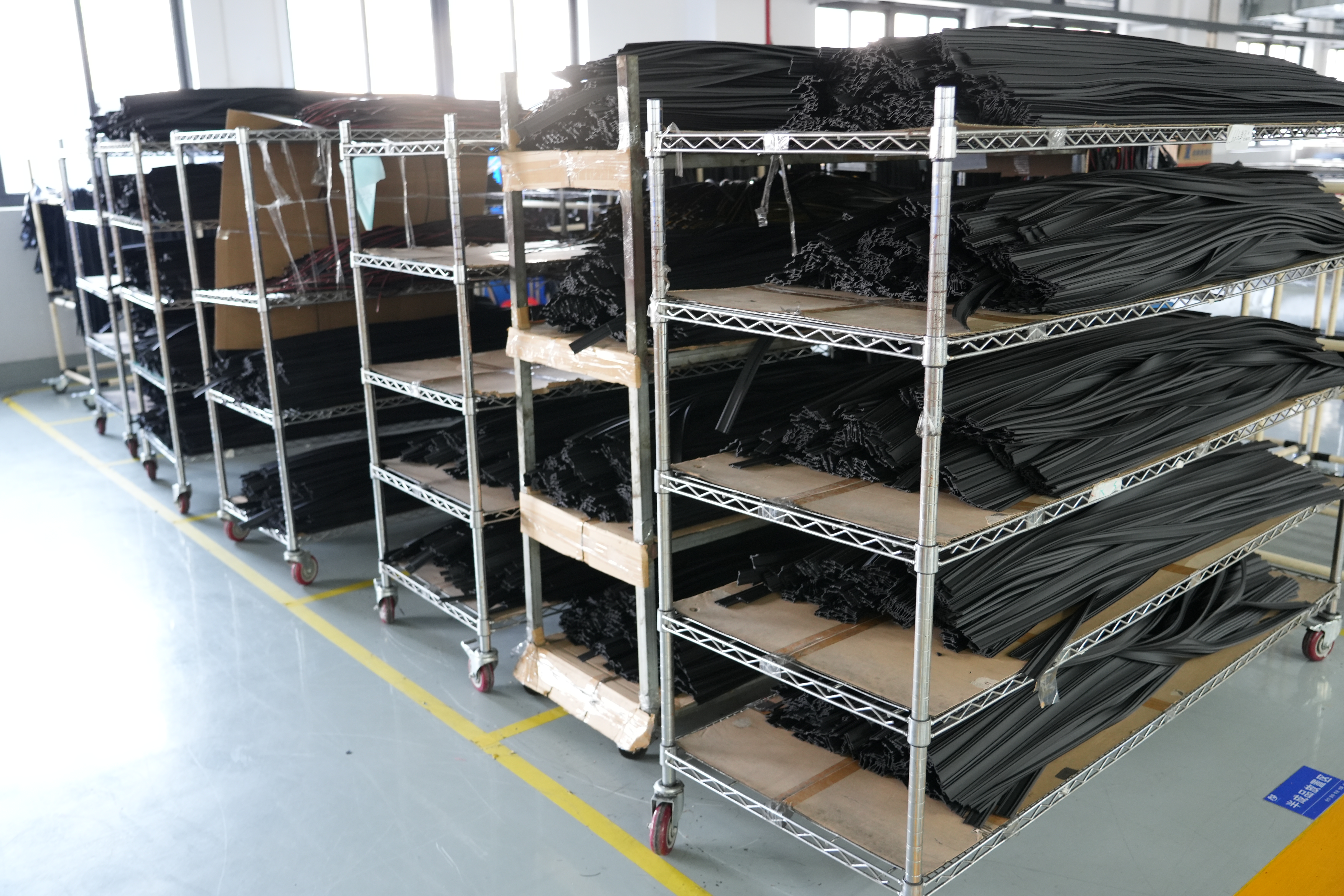 Avancerade EPDM-gummiextruderingsl&ouml;sningar: profiler, packningar